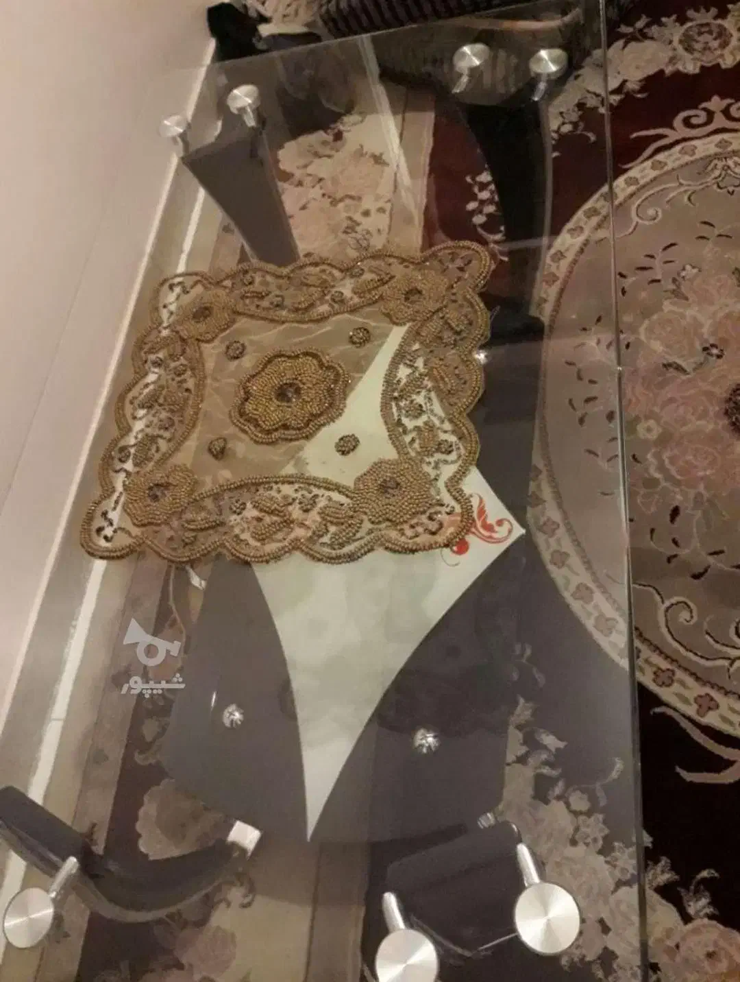 جلو مبلی|مبلمان خانگی و میز عسلی|اندیشه, اندیشه فاز ۱|دیوار