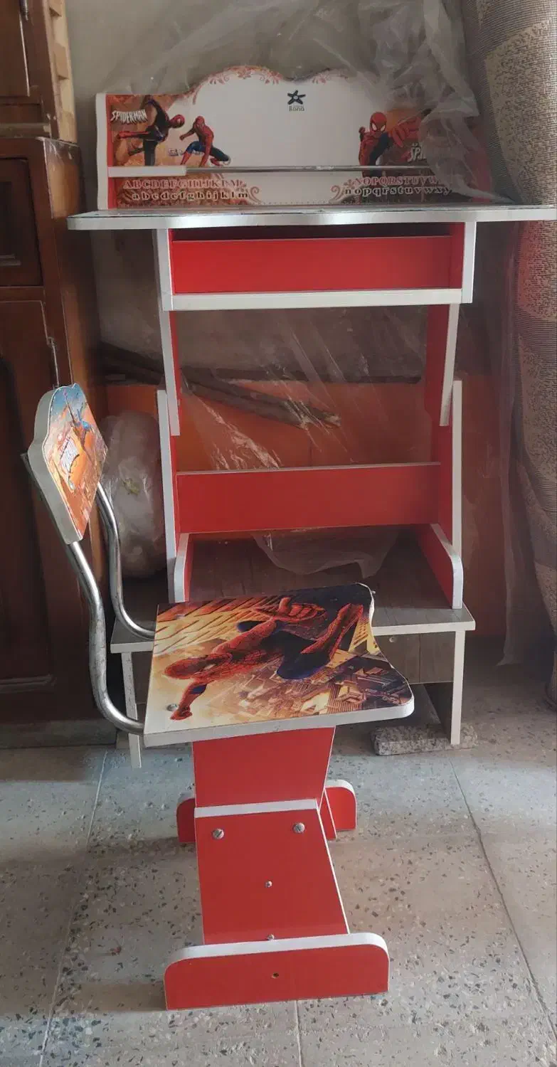 میز تحریر تمیز|میز تحریر و کامپیوتر|اردبیل, |دیوار