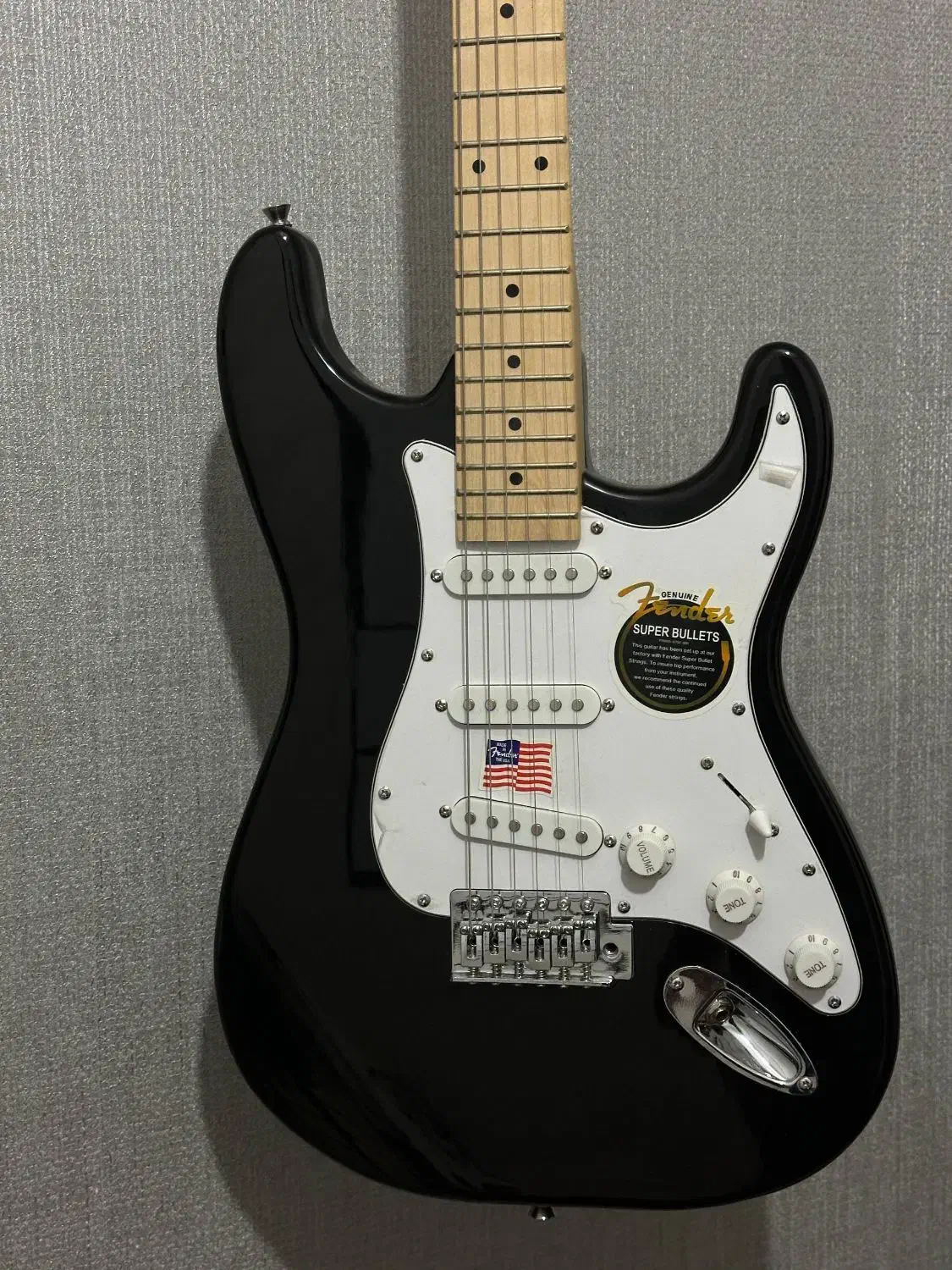 گیتار الکتریک Fender Stratocaster کاملاً نو|گیتار، بیس، امپلیفایر|سنندج, |دیوار