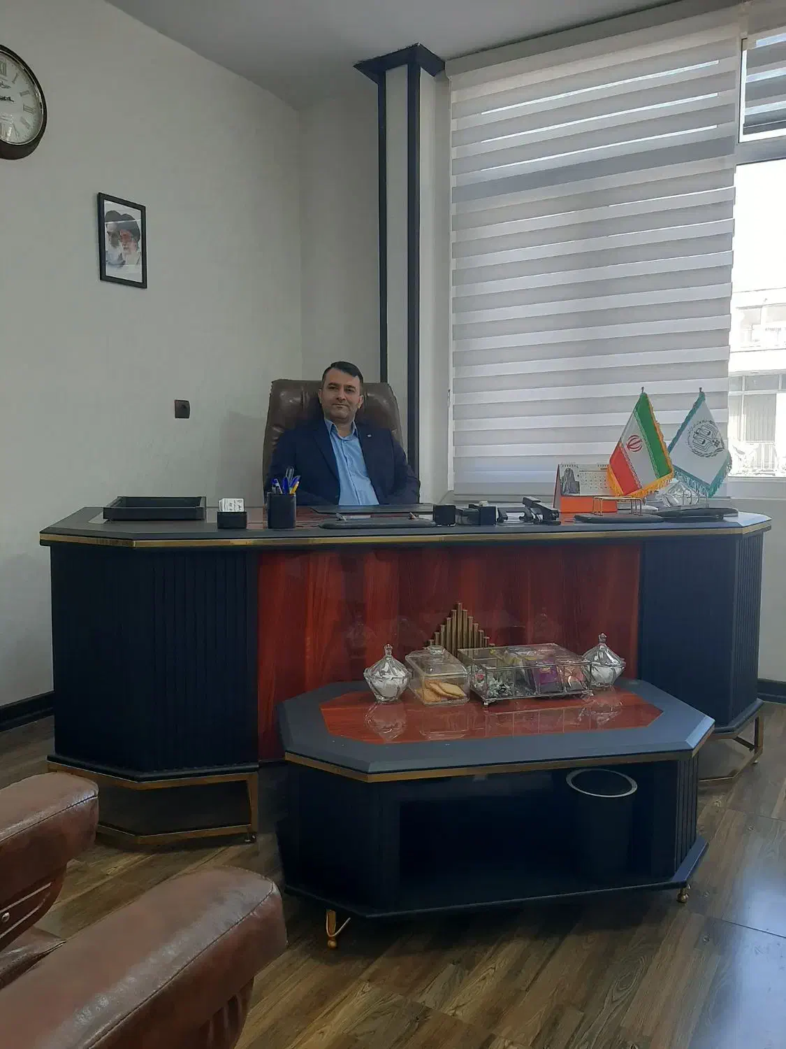 مشاوره با وکیل پایه یک دادگستری حقوقی کیفری شرکت|خدمات مالی، حسابداری، بیمه|تهران, استاد معین|دیوار