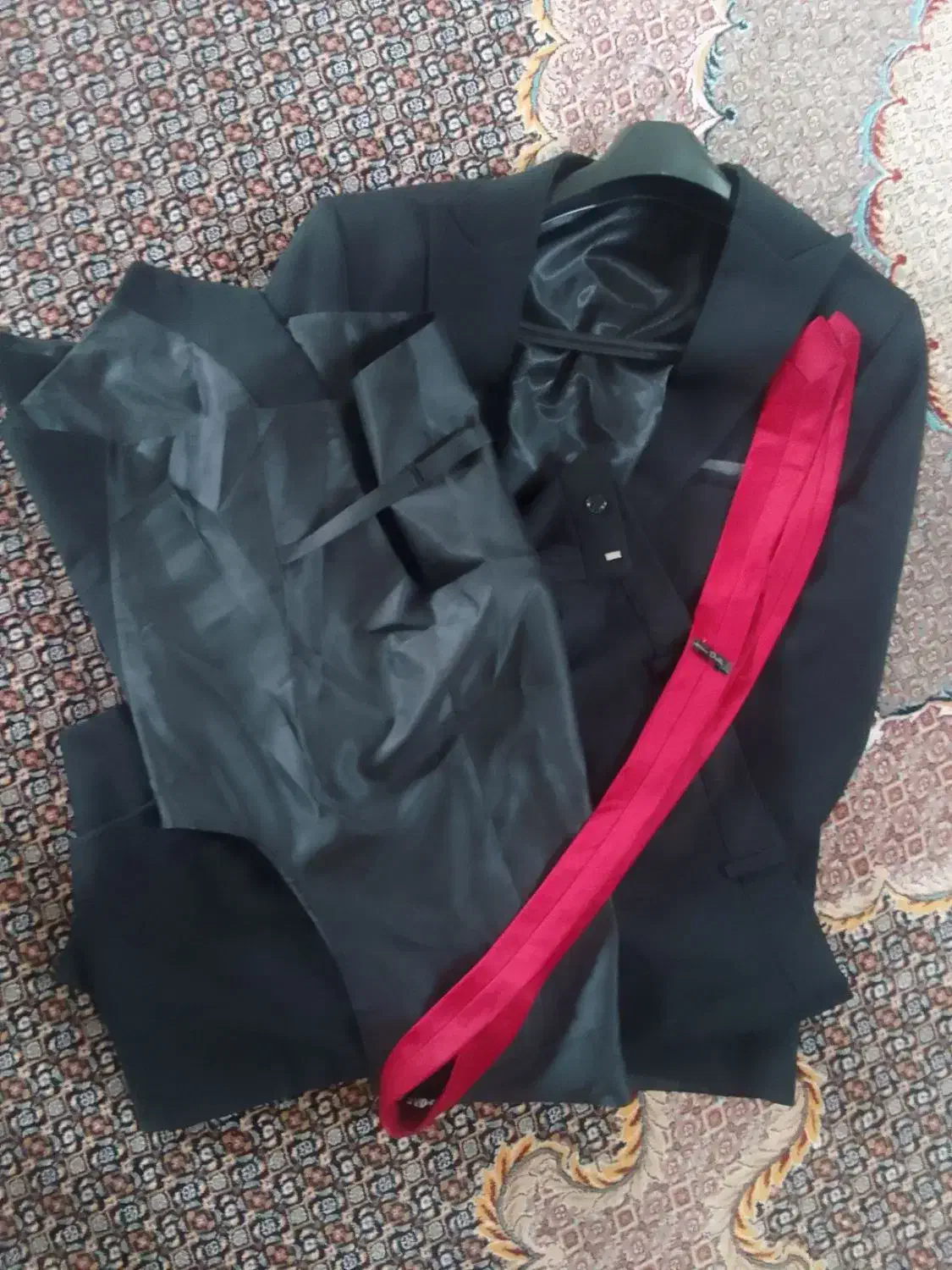 کت و شلوار و جلیقه و کراوات نو و سالم اسپرت مجلسی|لباس|پارس‌آباد, |دیوار