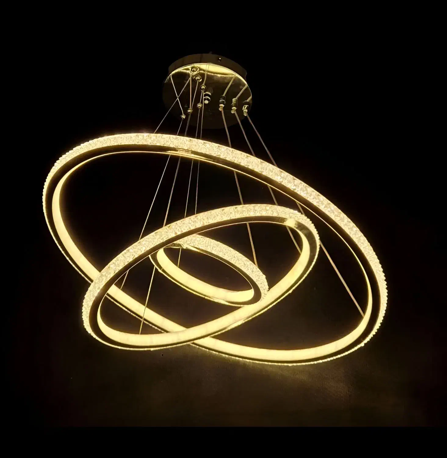 فروش به قیمت عمده کلی وجزئی|لوستر و چراغ آویز|اصفهان, بهارستان|دیوار