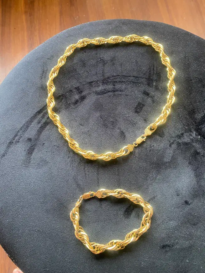 ۵۰ گرم طلای در حد ۲۰۰ بالای تابلو|جواهرات|تهران, جنتآباد جنوبی|دیوار