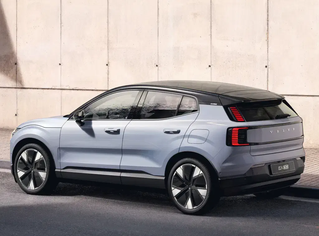 حواله VOLVO EX30|خودرو سواری و وانت|شیراز, شهرک بزین|دیوار