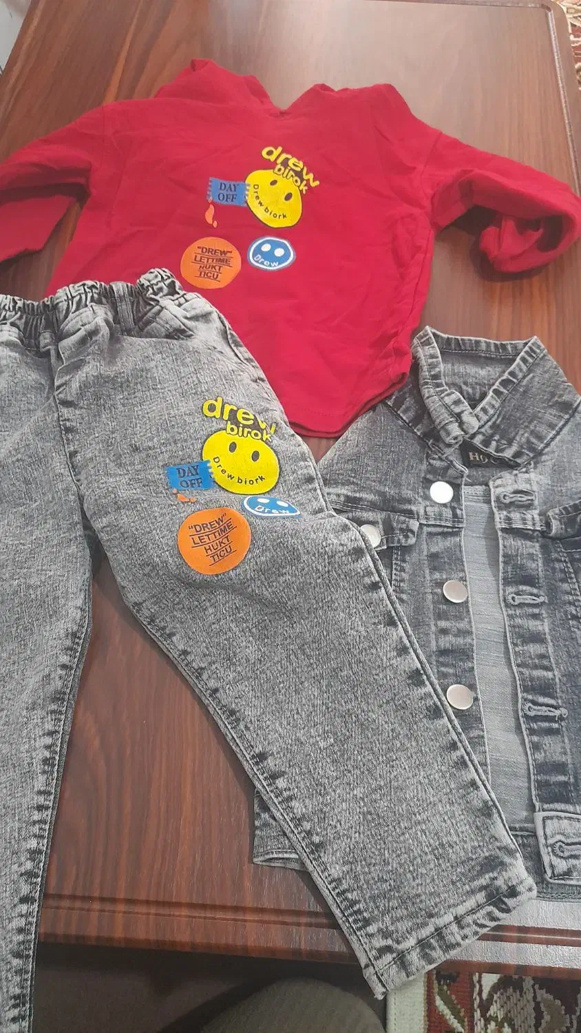 لباس اسپرت|کفش و لباس بچه|بروجرد, |دیوار