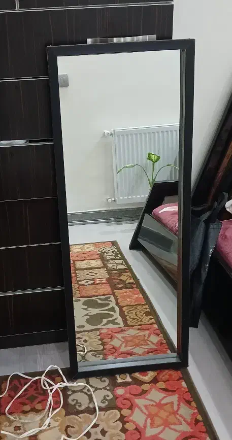 آینه قدی|آینه|مشکین‌دشت, |دیوار