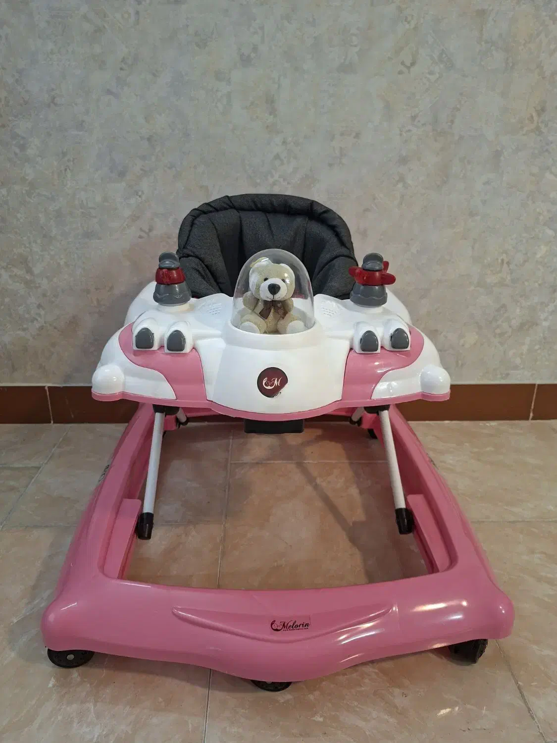 روروک موزیکال|کالسکه و لوازم جانبی|پرند, فاز ۴|دیوار