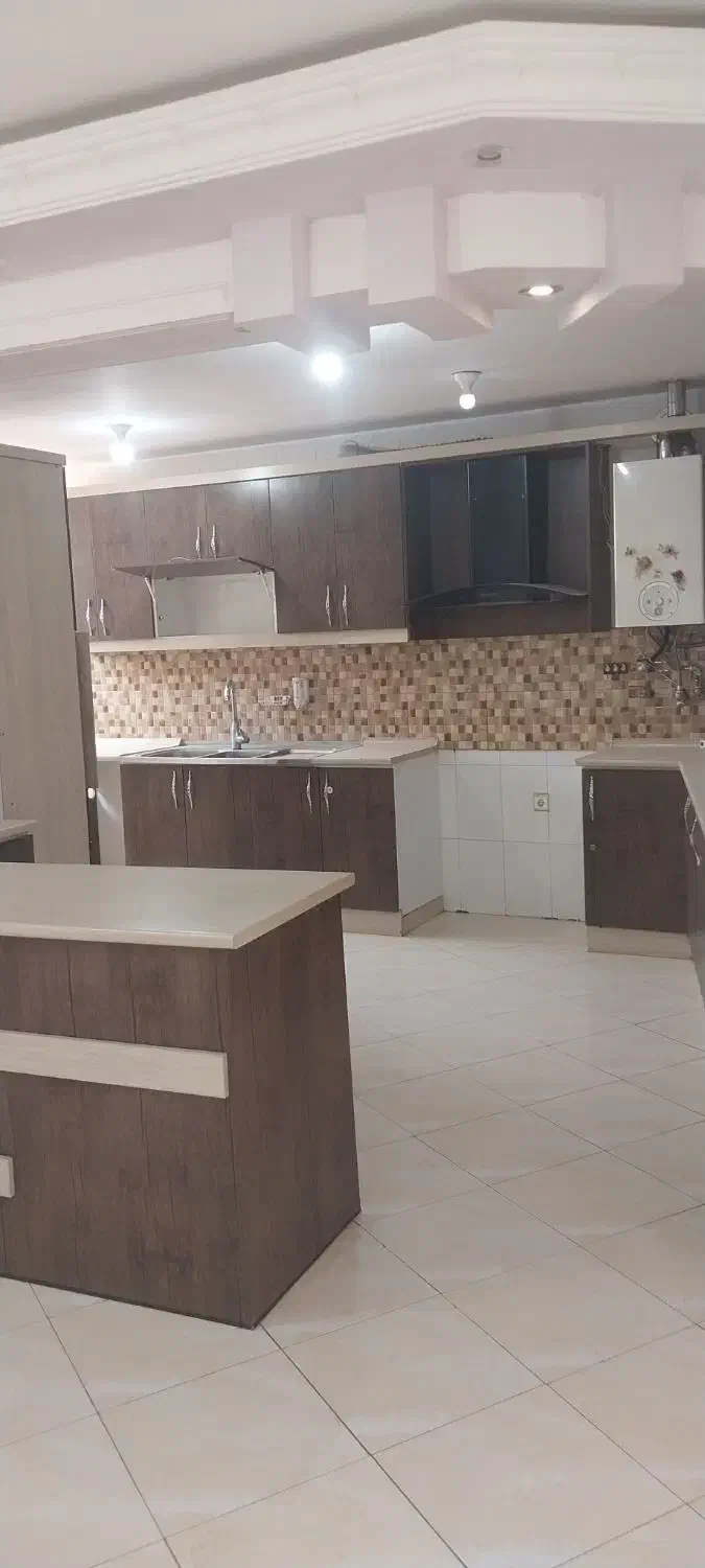 اپارتمان ۸۵متر دو خوابه فول امکانات در ابن سینا|فروش آپارتمان|اصفهان, شهشهان|دیوار