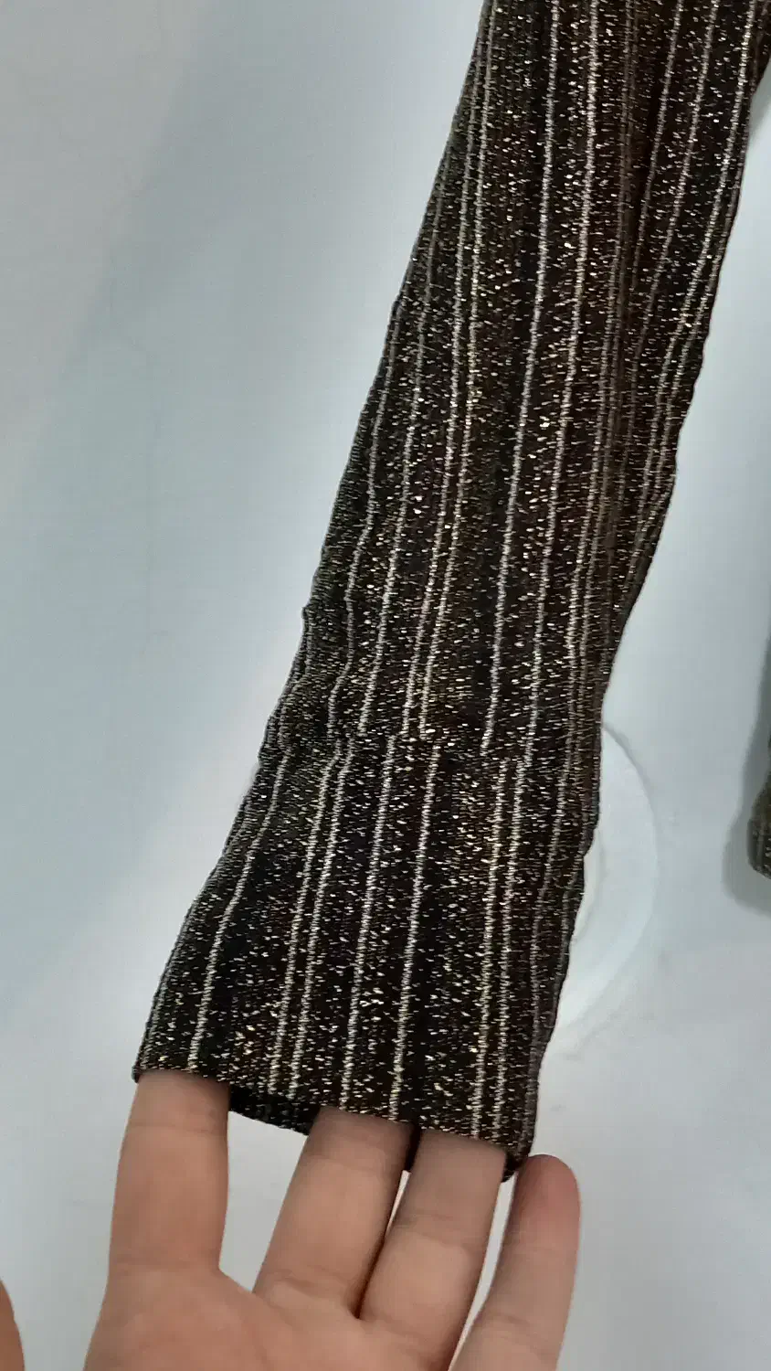 لباس|لباس|شیراز, پانصد دستگاه ارتش|دیوار