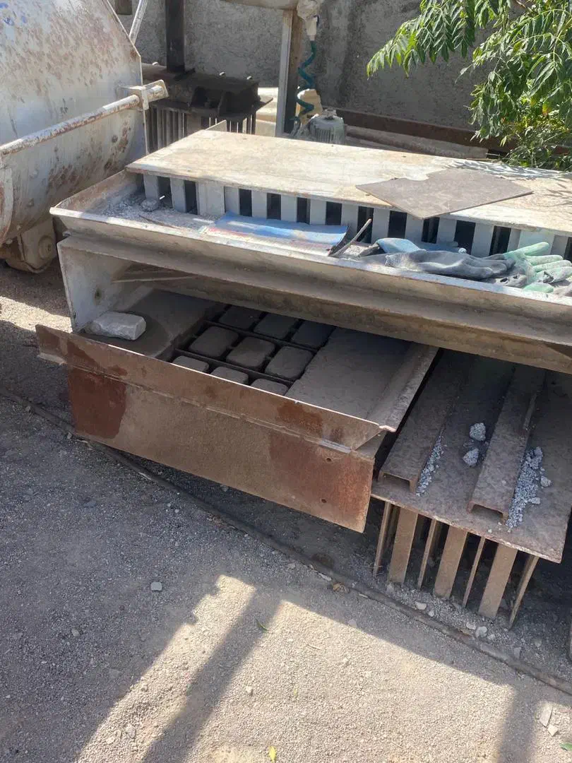 دستگاه بلوک زنی|ماشین‌آلات صنعتی|تهران, اراضی عباس آباد|دیوار