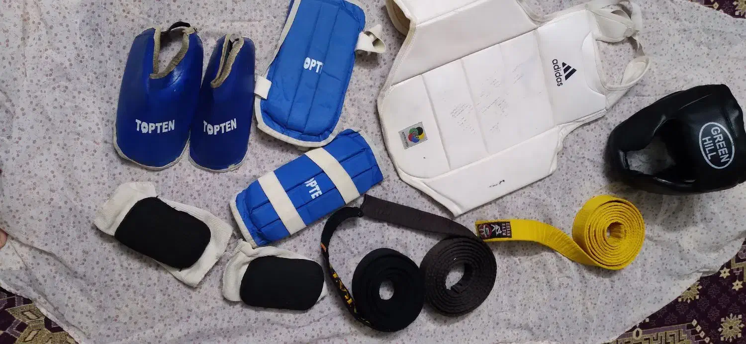 کلاه ورزشی کمربند|تجهیزات ورزشی|گنبد کاووس, |دیوار