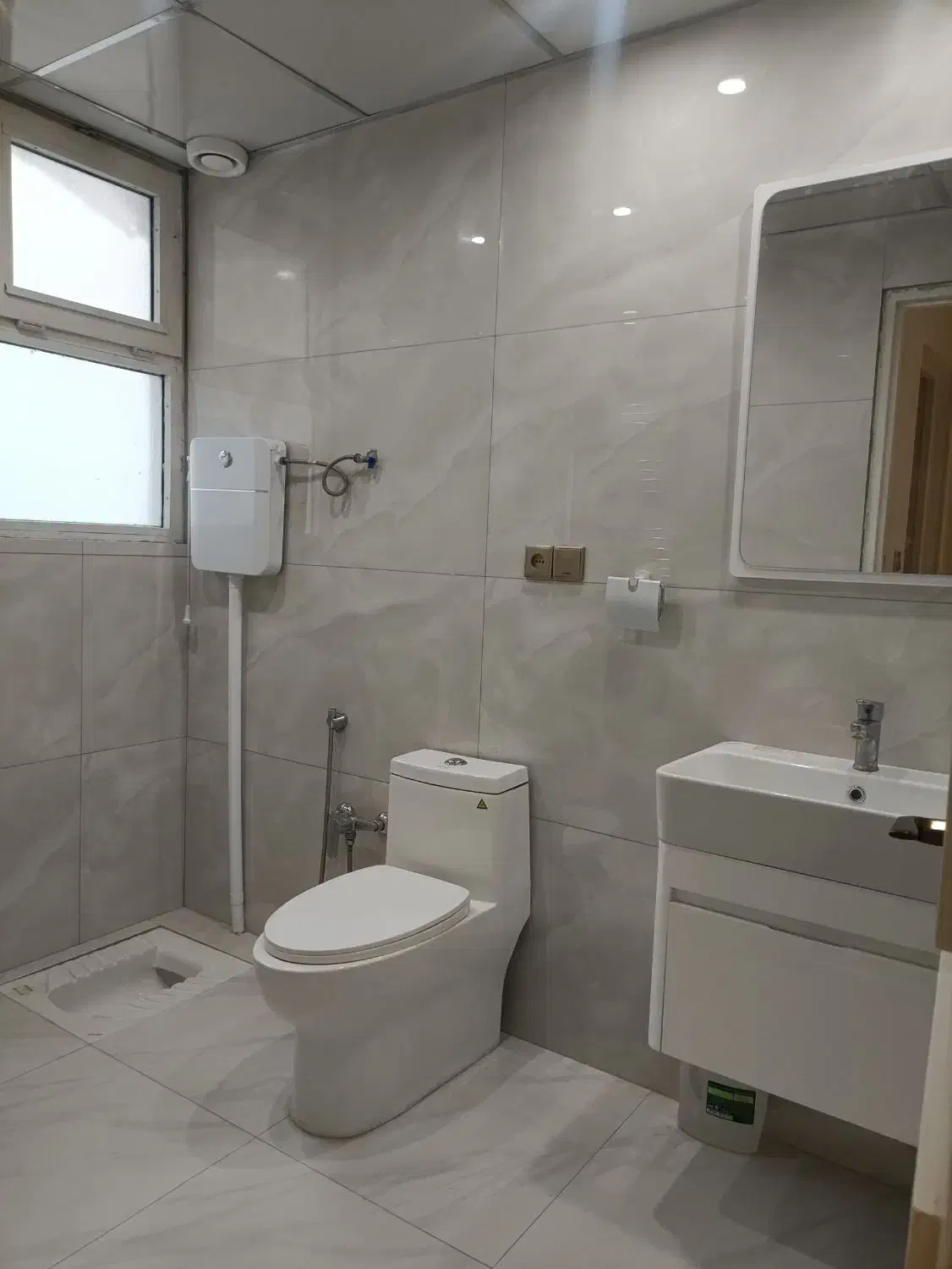 فرمانیه شرقی مهماندوست ۲۰۰ متر چندساله