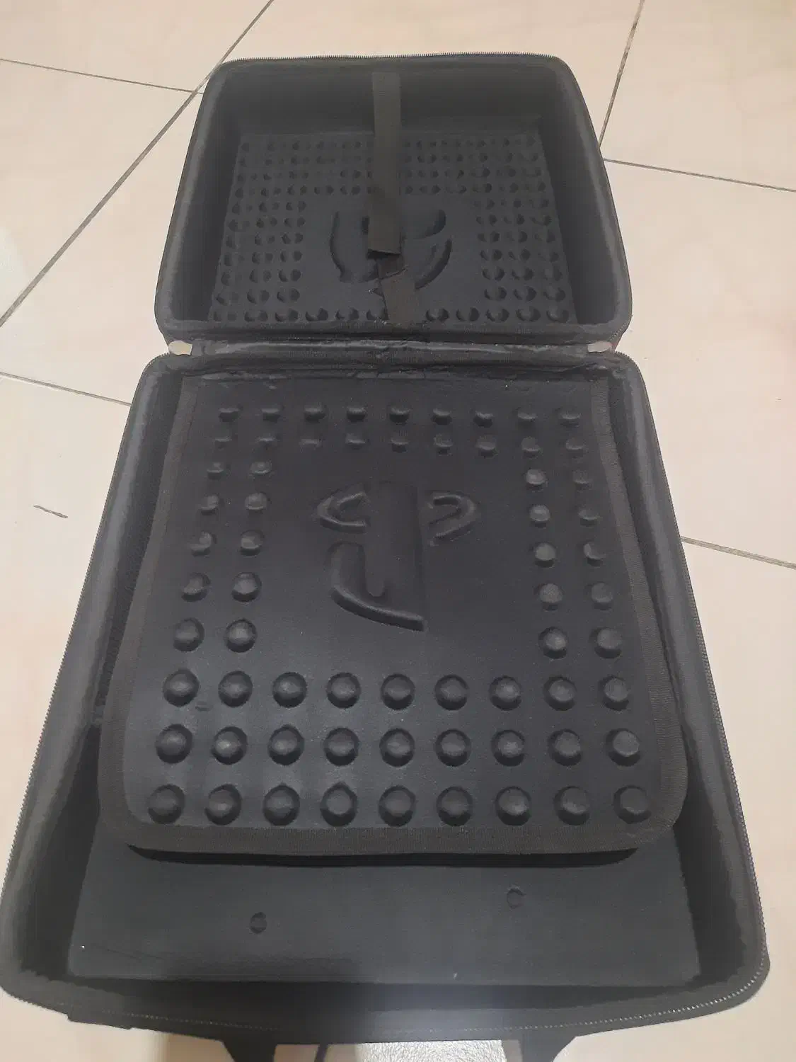 کیف و پایه شارژ ps4|کنسول، بازی ویدئویی و آنلاین|ری, حمزهآباد|دیوار