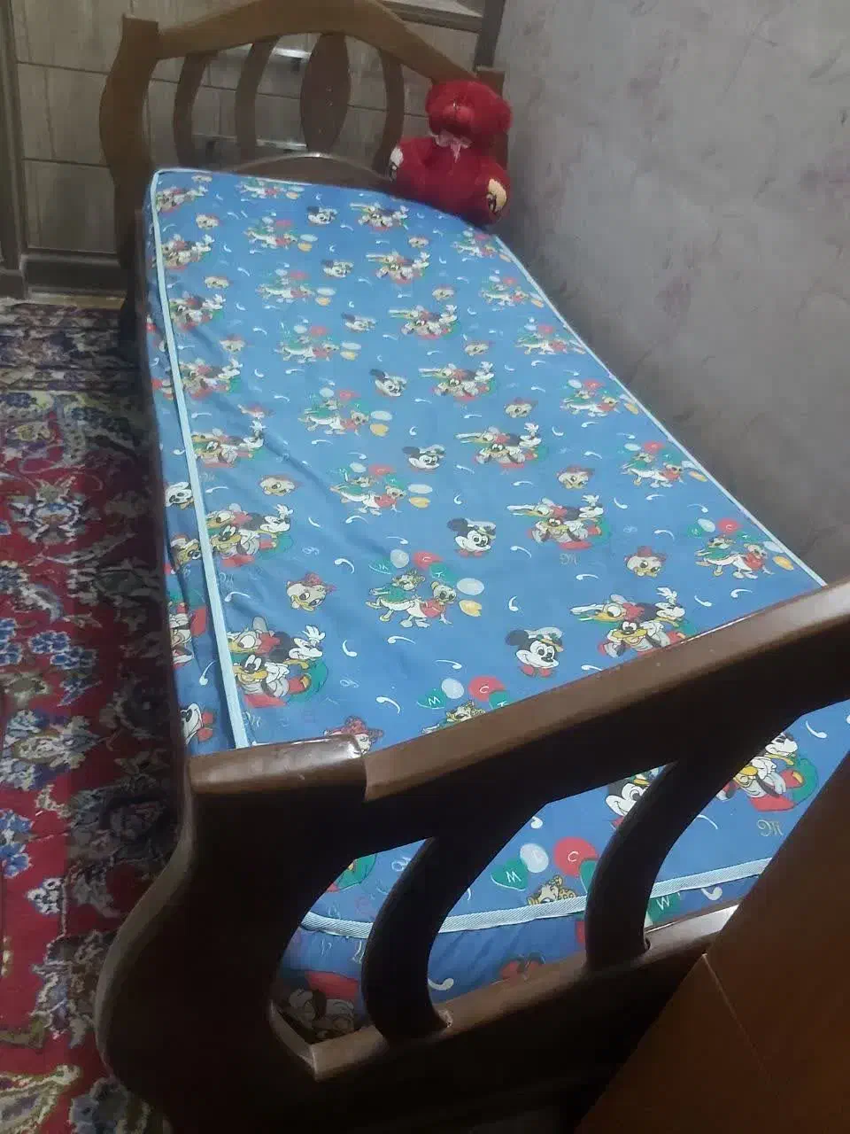 تخت نوجوان|تخت و سرویس خواب|اصفهان, شیخ طوسی|دیوار