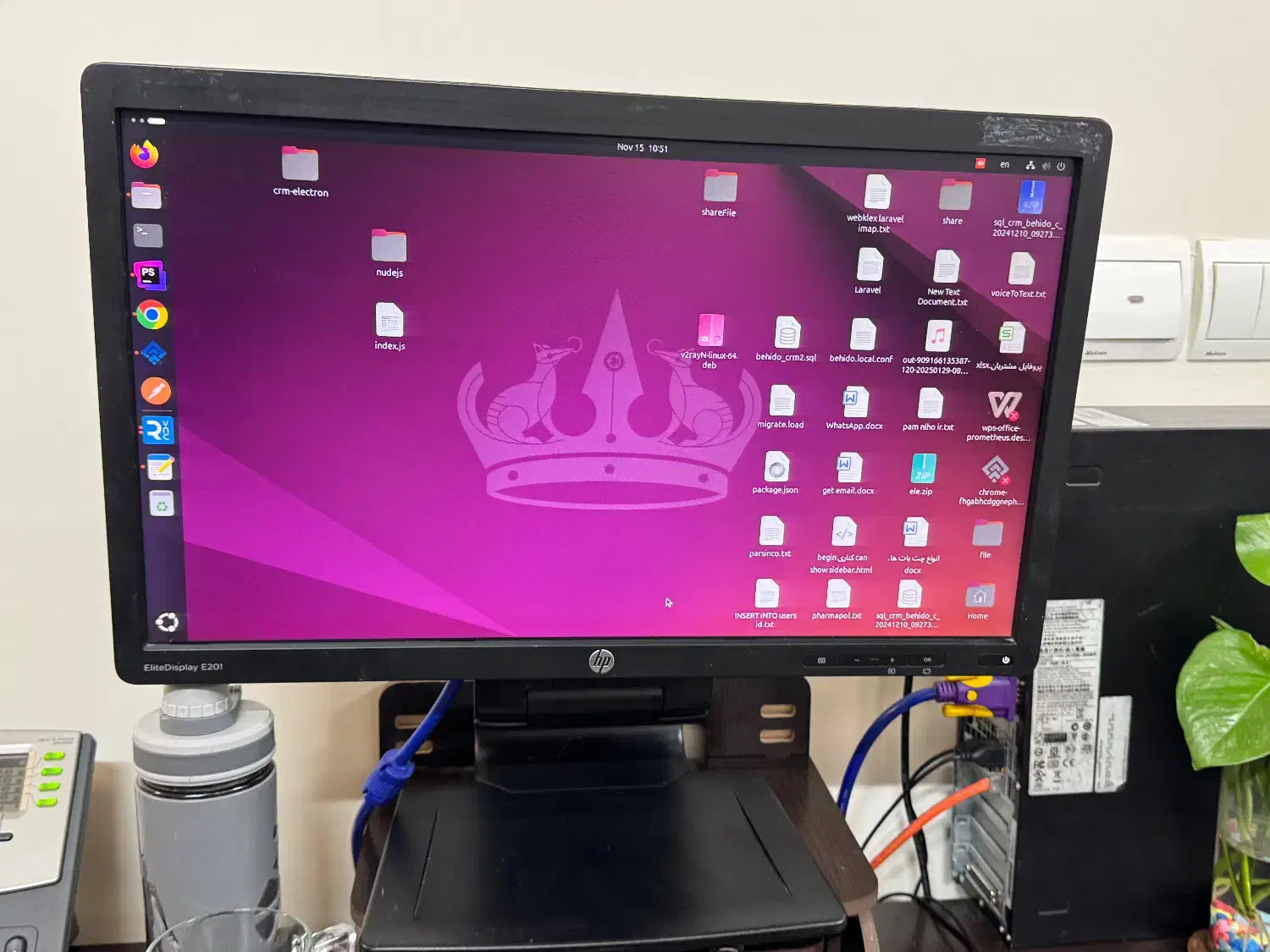 ۱۵ عدد مانیتور LG Dell hp samsung|قطعات و لوازم جانبی رایانه|اصفهان, شاهزید|دیوار