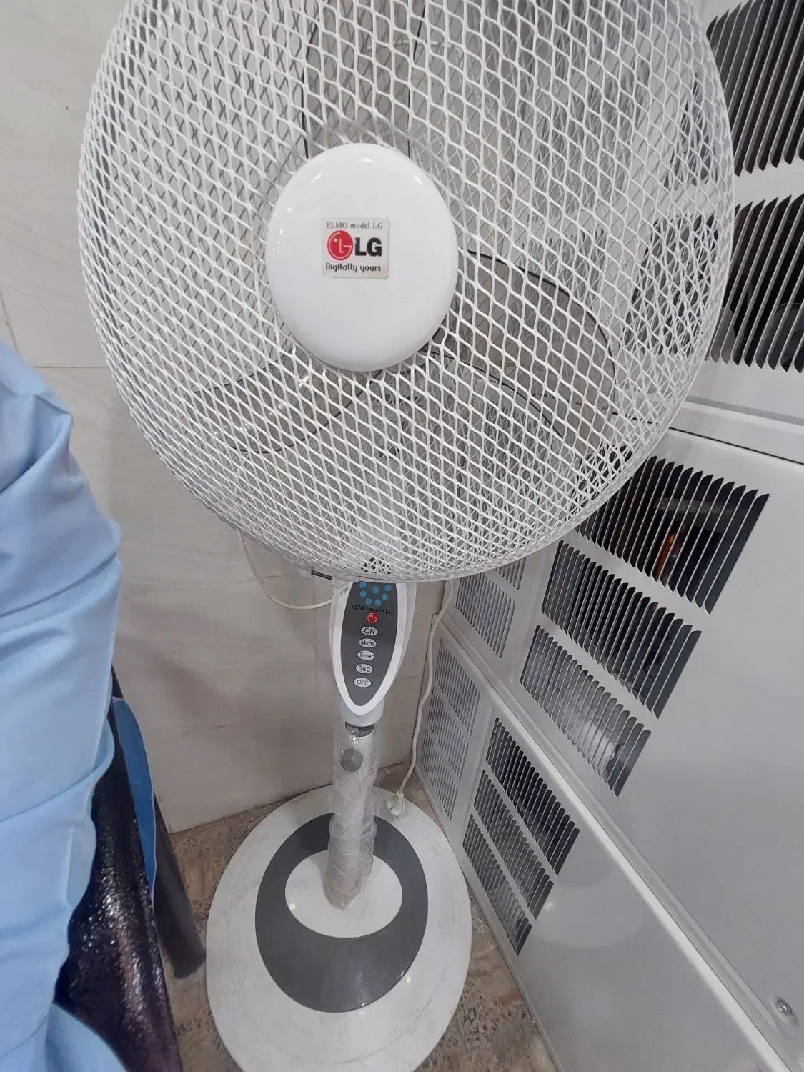 فروش فوری پنکه ایستاده خارجی نو هست|پنکه و تصفیهکنندهٔ هوا|ایرانشهر, |دیوار