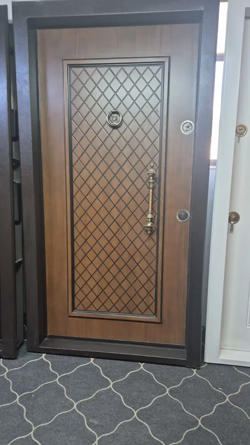 جوشکار ،کمک جوشکار،سنگ زن،برشکار،|استخدام صنعتی، فنی، مهندسی|شیراز, شهرک صنعتی شیراز|دیوار