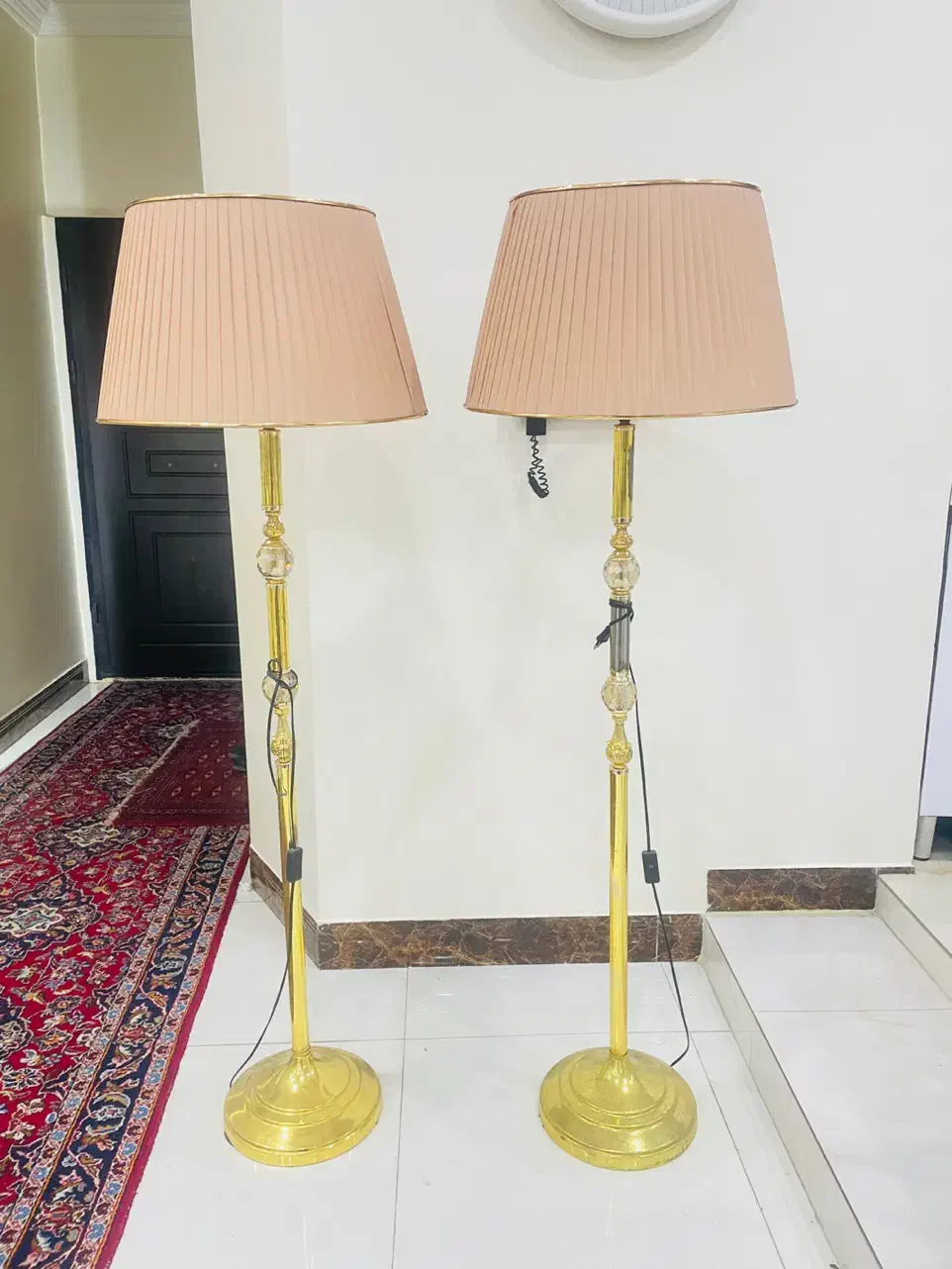 اباژور کنارسالنی|چراغ خواب و آباژور|کهریزک, |دیوار