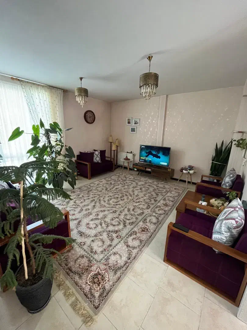 آپارتمان طبقه اول ۸۷ متری ۳ بر|فروش آپارتمان|هشتگرد, شهرک گلها|دیوار