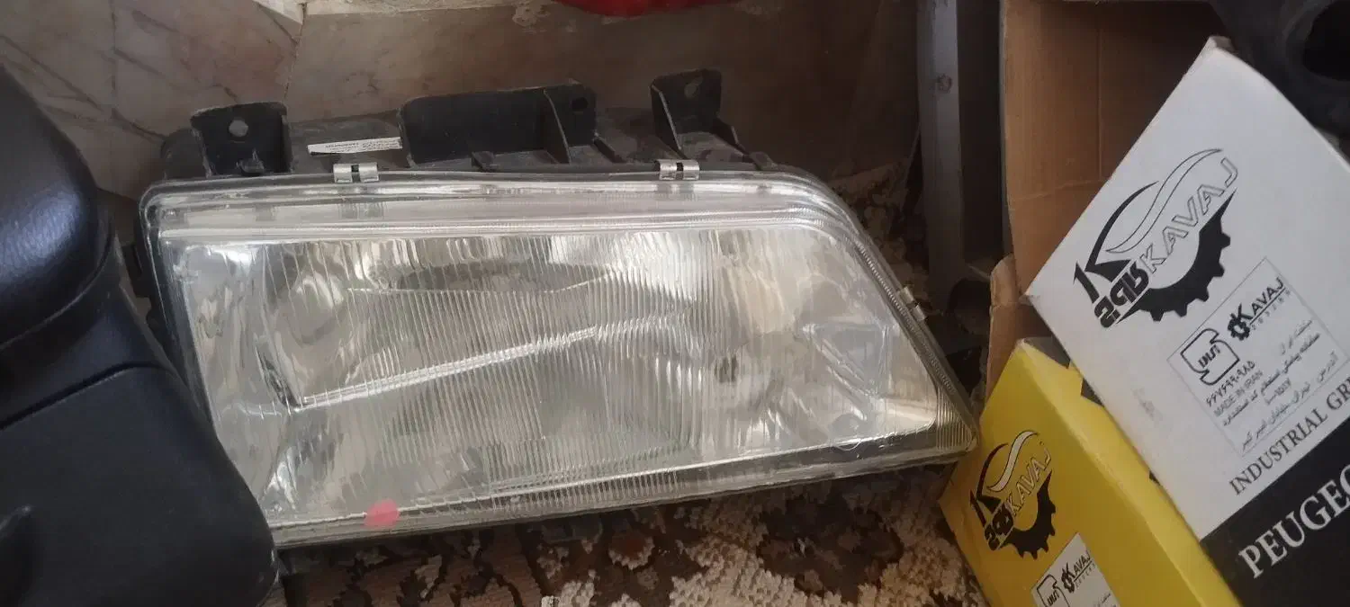 لوازم استوک و چراغ پژو نو|قطعات یدکی و لوازم جانبی|مشهد, طبرسی شمالی|دیوار