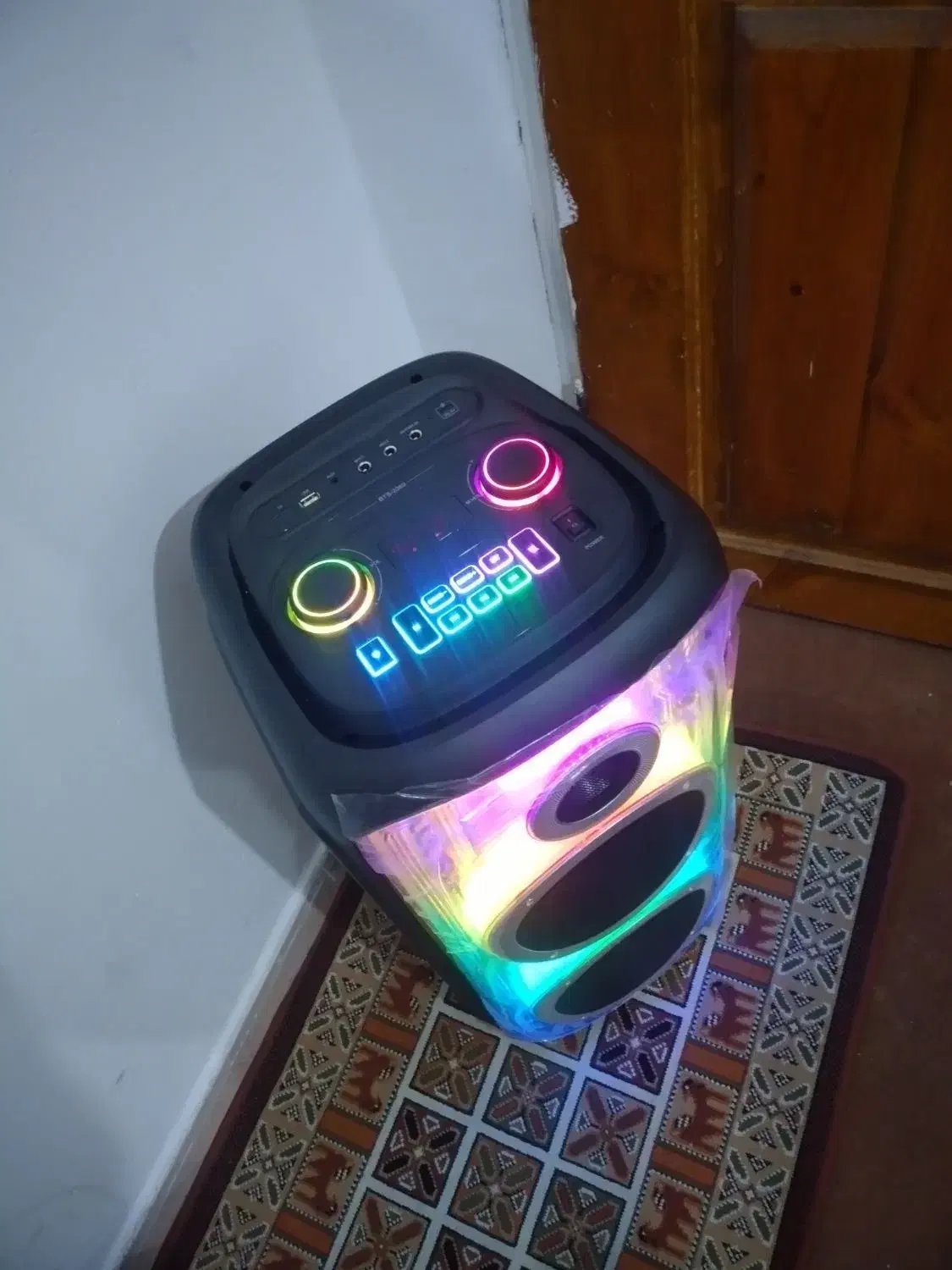 اسپیکر پارتی باکس ۸ اینچ|پخشکننده همراه|کرمان, |دیوار