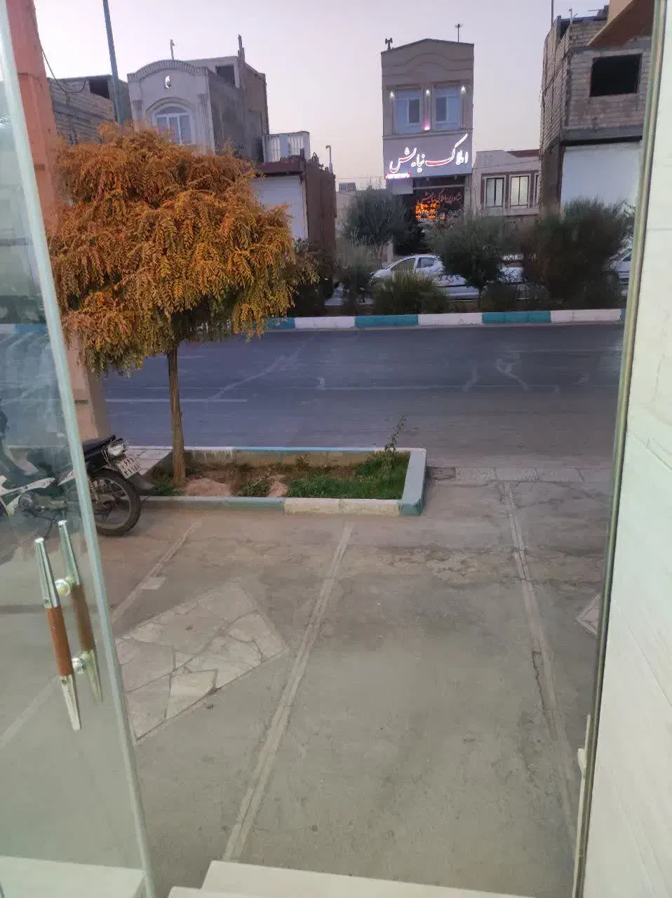 اجاره مغازه|اجارهٔ مغازه و غرفه|یزد, |دیوار