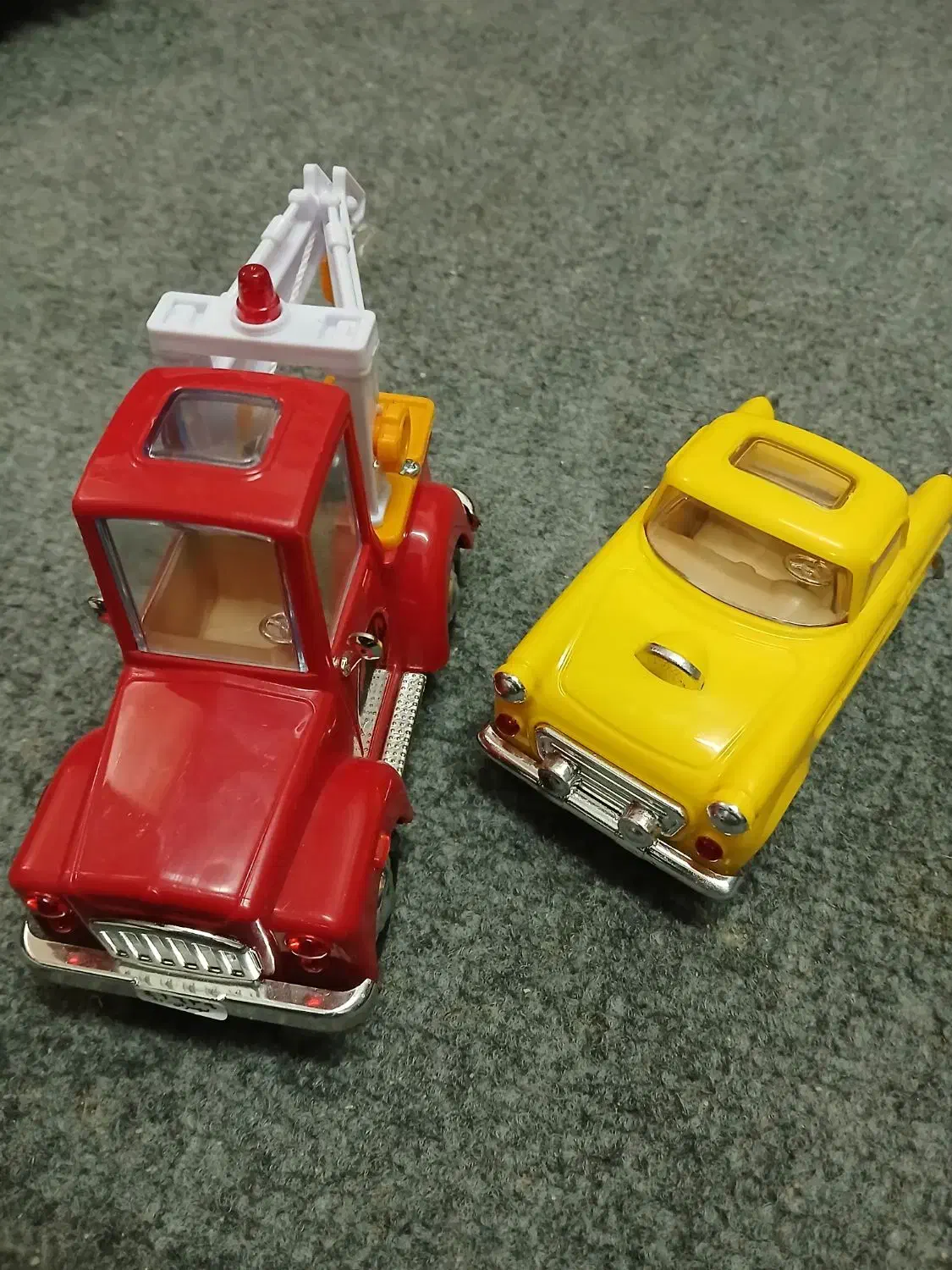 اسباب بازی ماشین بچههای کوچک ۲۰۰ توما|اسباببازی|پردیس, فاز ۱|دیوار