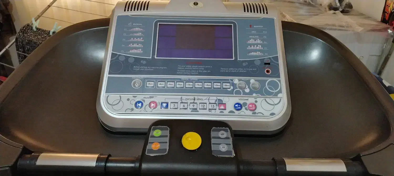 فروش تردمیل حرفه ای ودستگاه ماساژورشکم وپهلو|تجهیزات ورزشی|بوکان, |دیوار