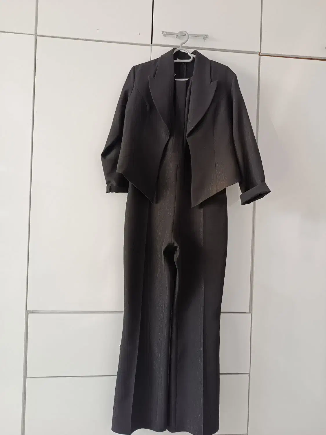 لباس مجلسی|لباس|تاکستان, |دیوار