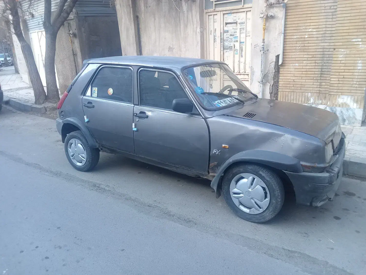 82کاربرات|موتورسیکلت|فاروج, |دیوار