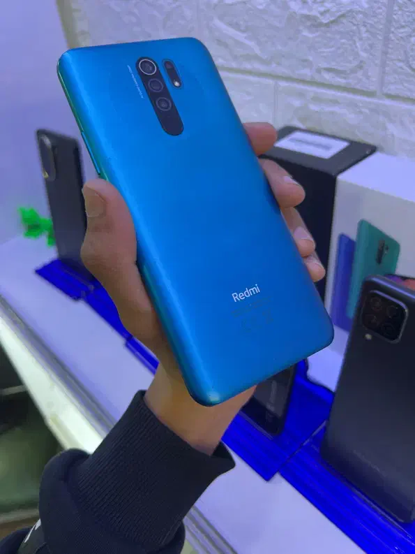 ردمی ۹ تمیز|موبایل|قم, زنبیل آباد|دیوار