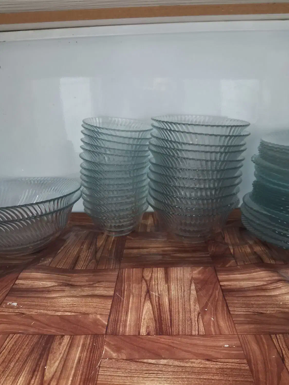 سرویس ۱۲نفره|ظروف سرو و پذیرایی|شاهین‌شهر, طالقانی|دیوار