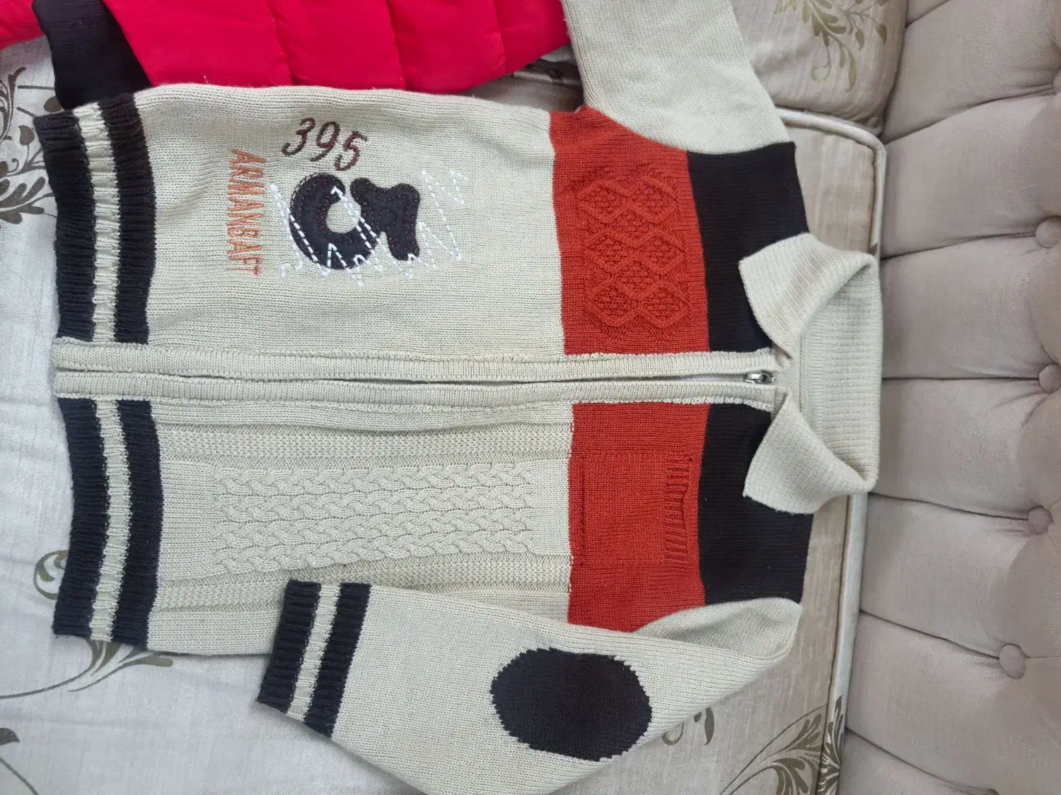 کاپشن بچه گانه بهمراه ژاکت|کفش و لباس بچه|مشهد, کوه سنگی|دیوار