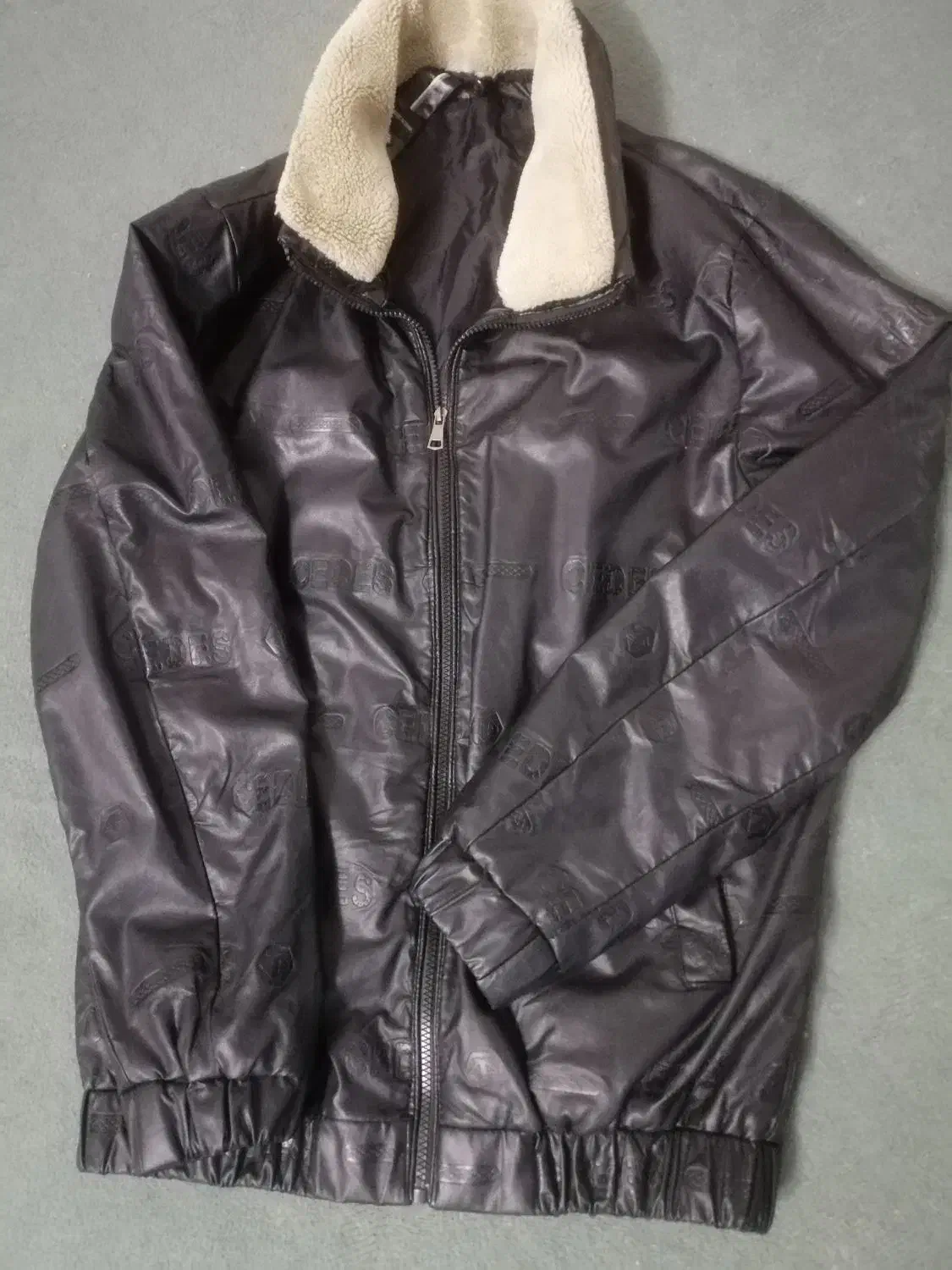 کاپشن چرمی آمریکا|لباس|اسفراین, |دیوار