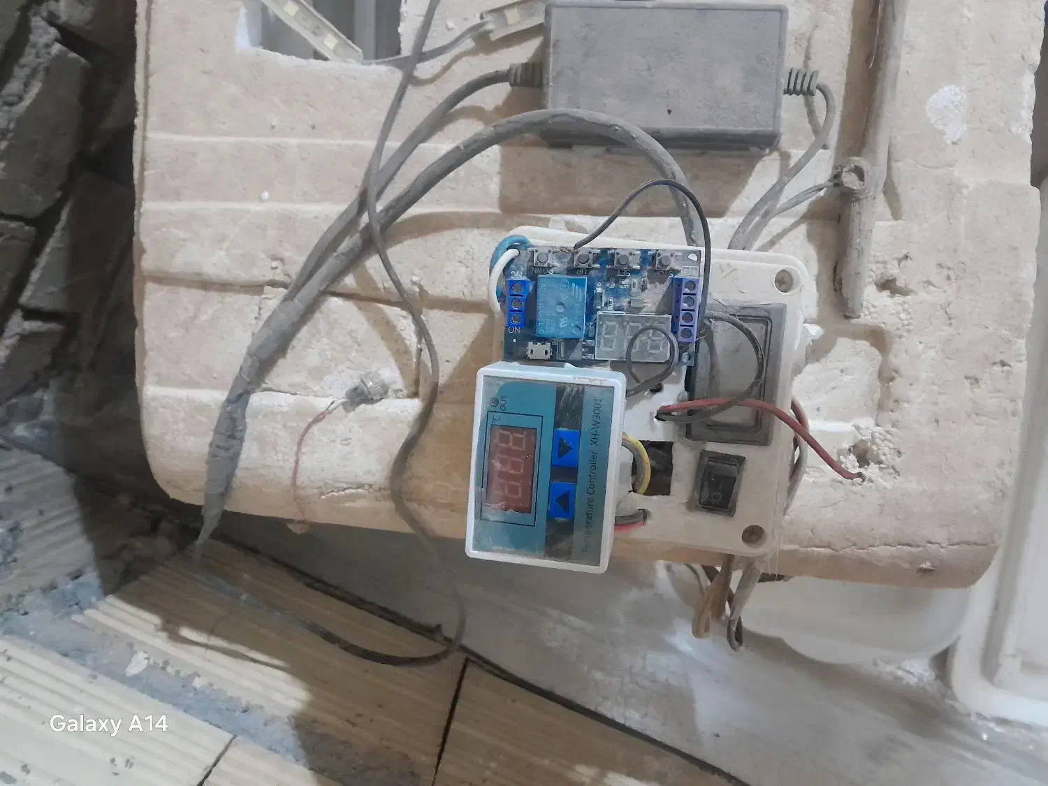 قطعات دستگاه جوجه کشی|لوازم جانبی حیوانات|تاکستان, |دیوار