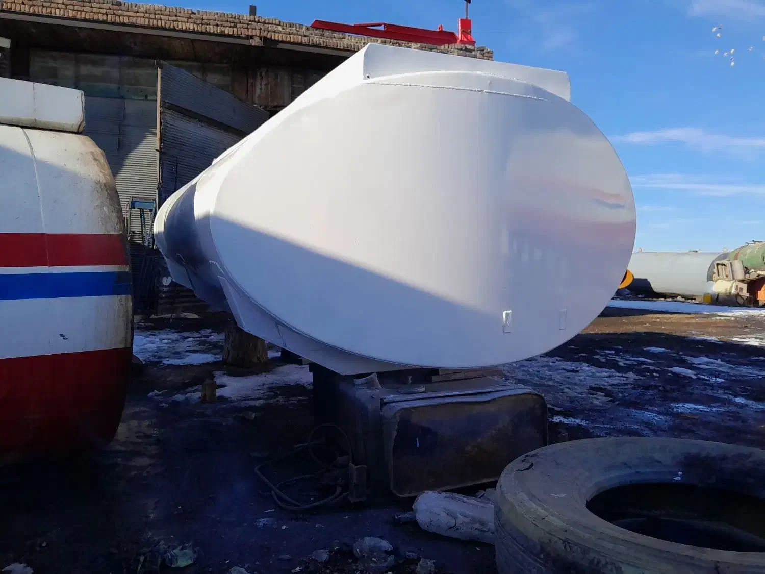 تانکر خاور|مصالح و تجهیزات ساختمان|اردبیل, |دیوار