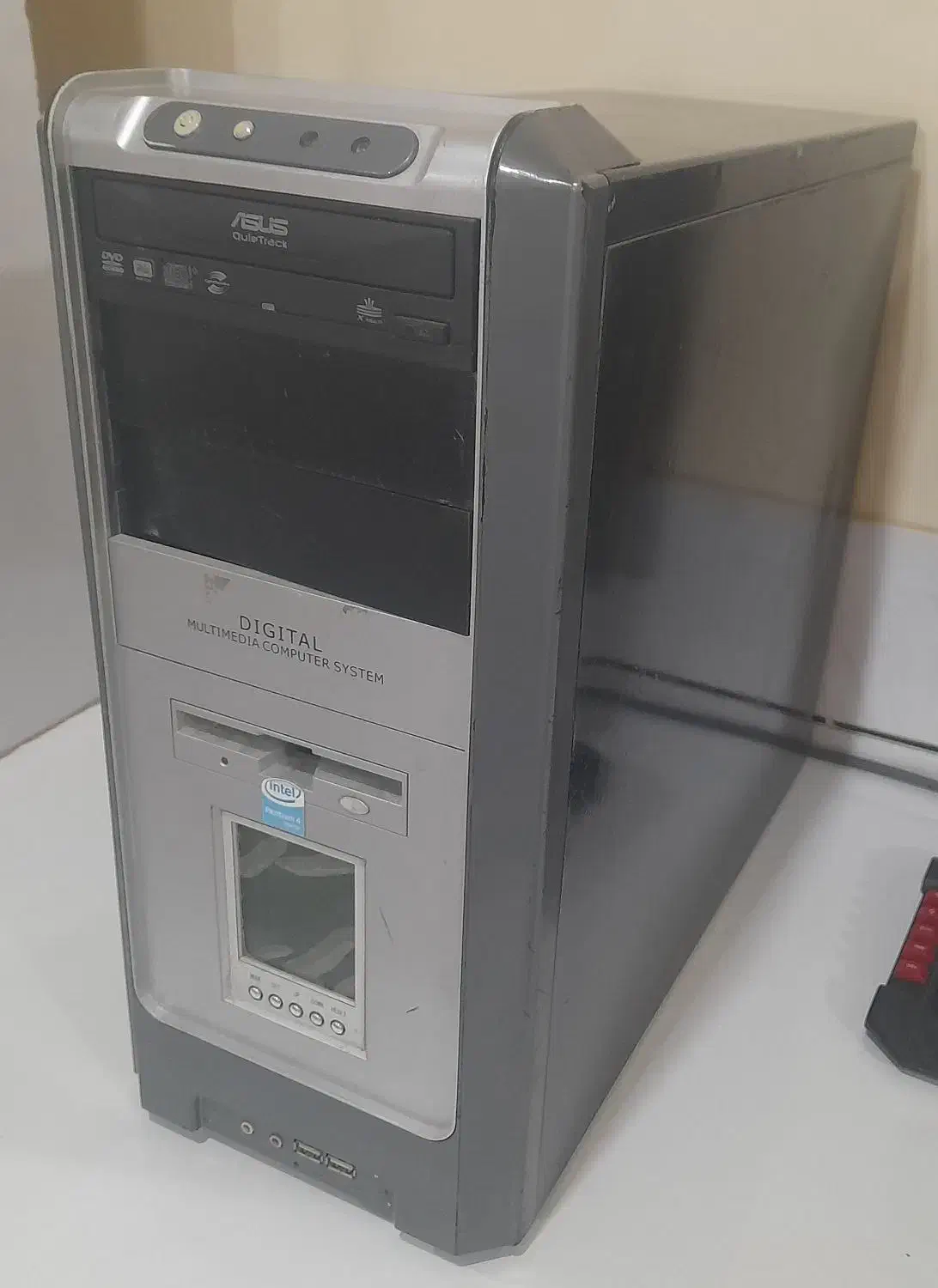 کیس ۳  عدد هر سه  سالم|رایانه رومیزی|نجف‌آباد, امام خمینی|دیوار