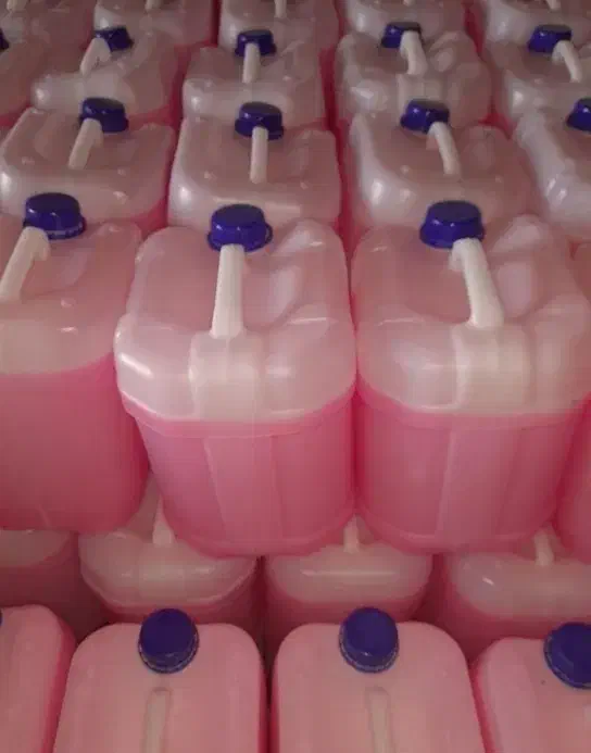 انواع مایع های شوینده ۱۰لیتری|مواد شوینده و دستمال کاغذی|اراک, |دیوار