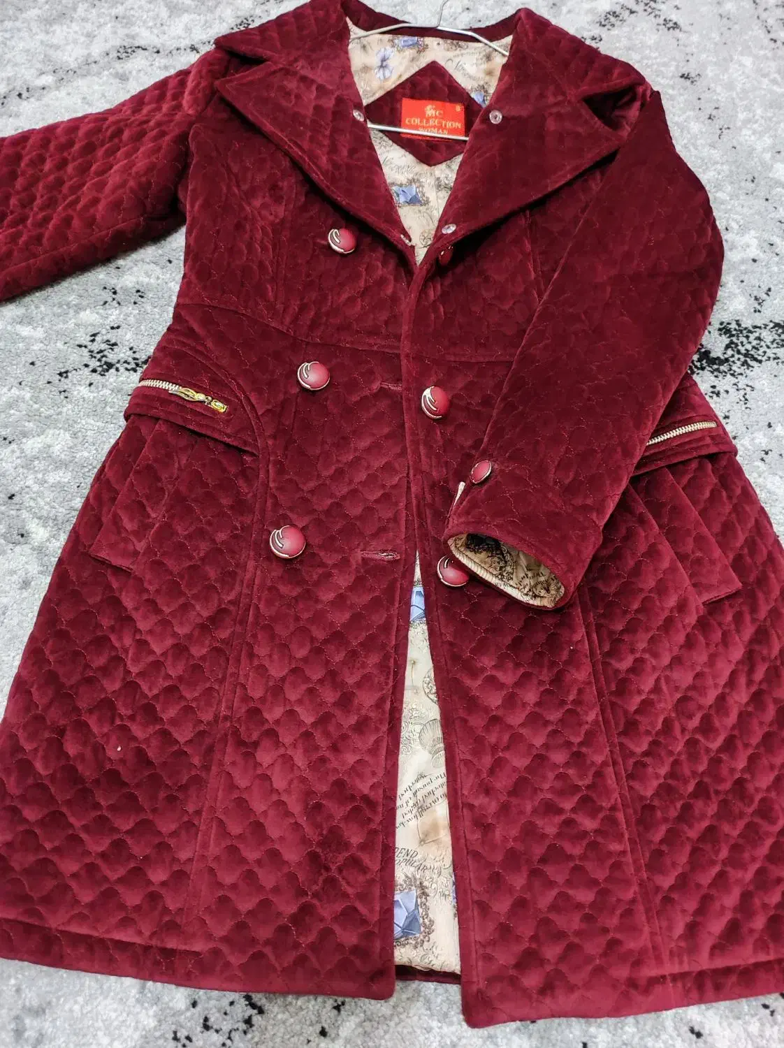 کاپشن|لباس|شیروان (خراسان), |دیوار