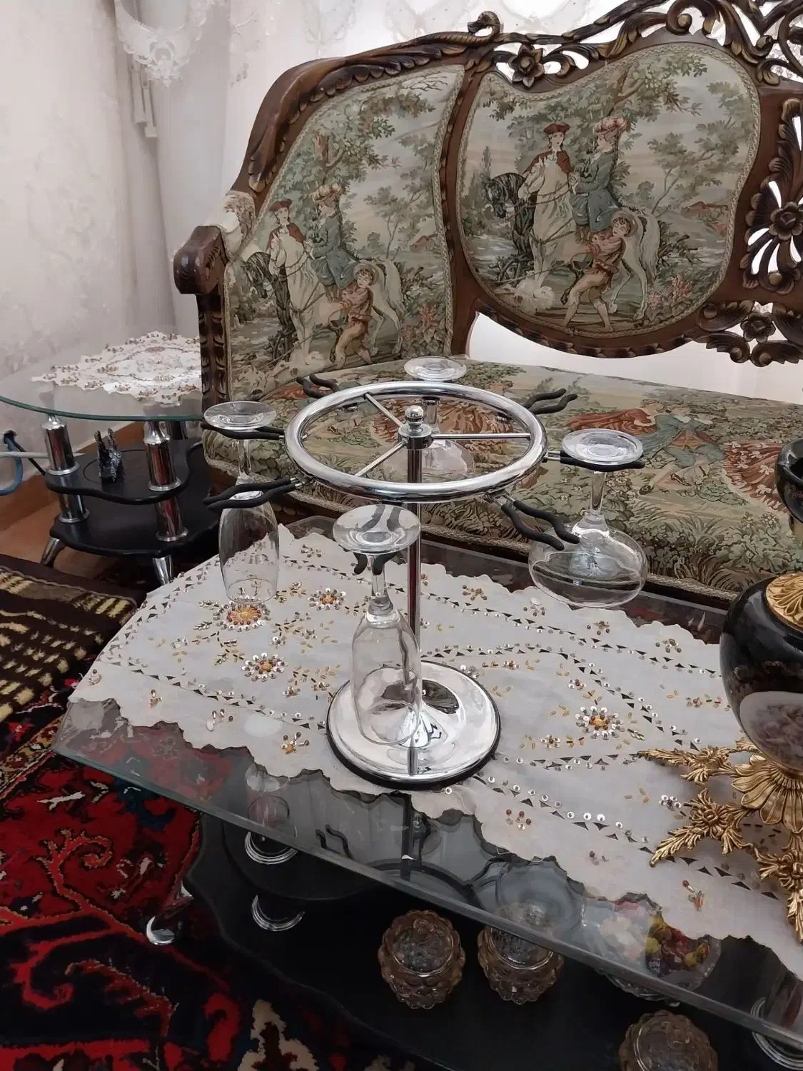 شمعدان وبار شراب خوری چرخشی مارک تایوان|صنایع دستی و سایر لوازم تزئینی|تبریز, |دیوار