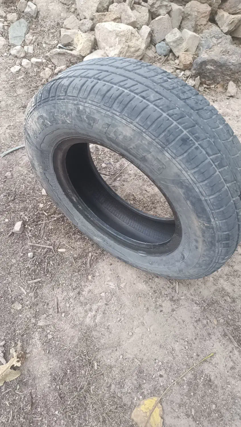 لاستیک فروشی|قطعات یدکی و لوازم جانبی|سلطانیه, |دیوار