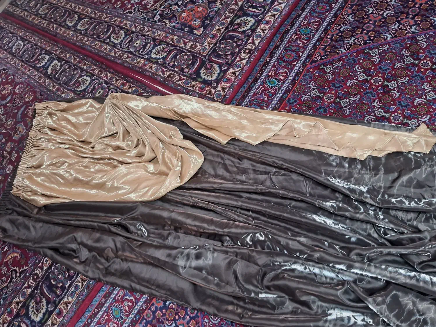 بغل پرده دولاین ساتن لیزری اصل،سه در سه ۴تیکه|پرده، رانر، رومیزی|میانه, |دیوار