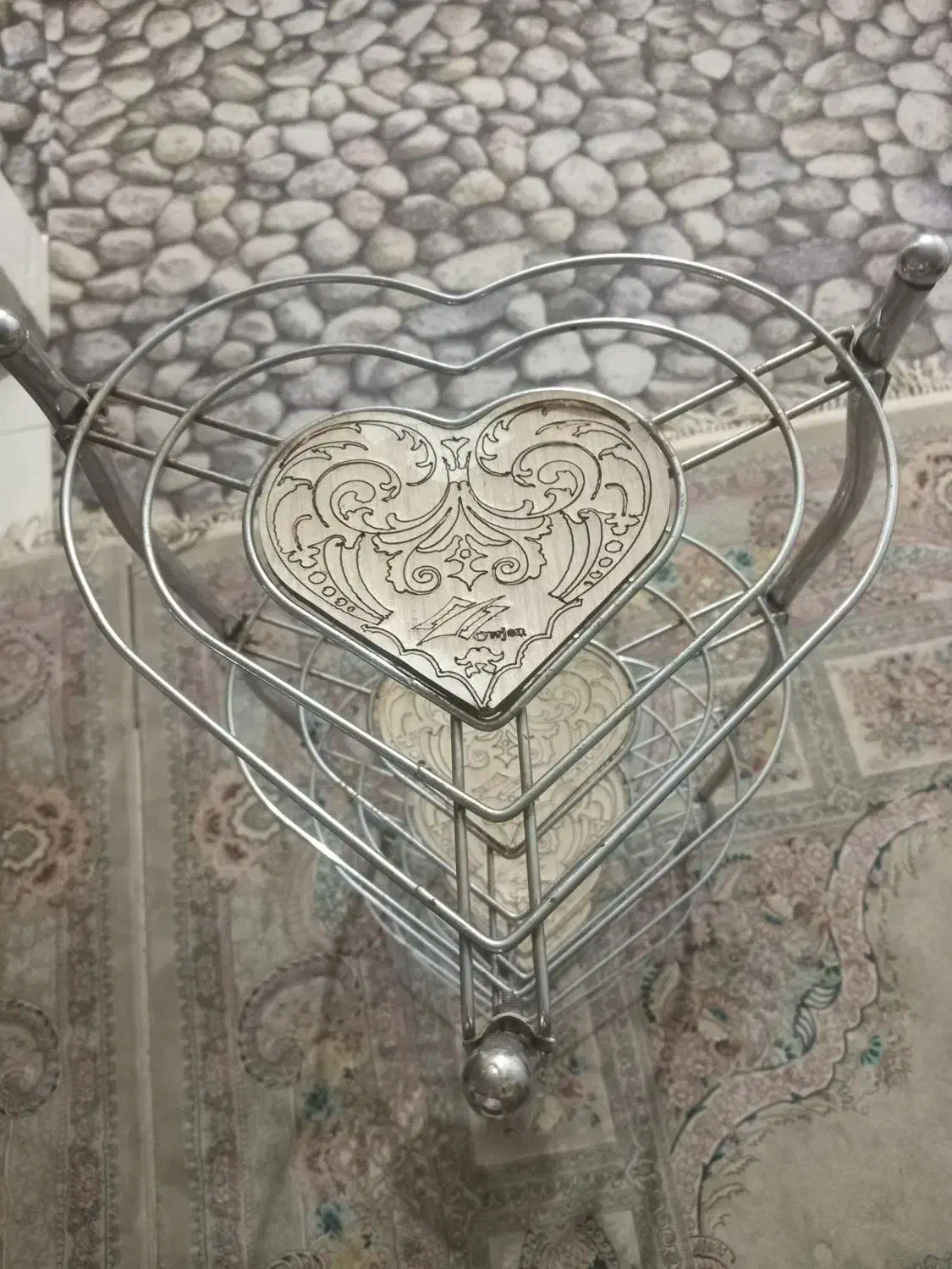 طبق قلبی برای چیدمان قابلمه|آبچکان و نظمدهنده ظروف|قم, شهرک توانیر|دیوار