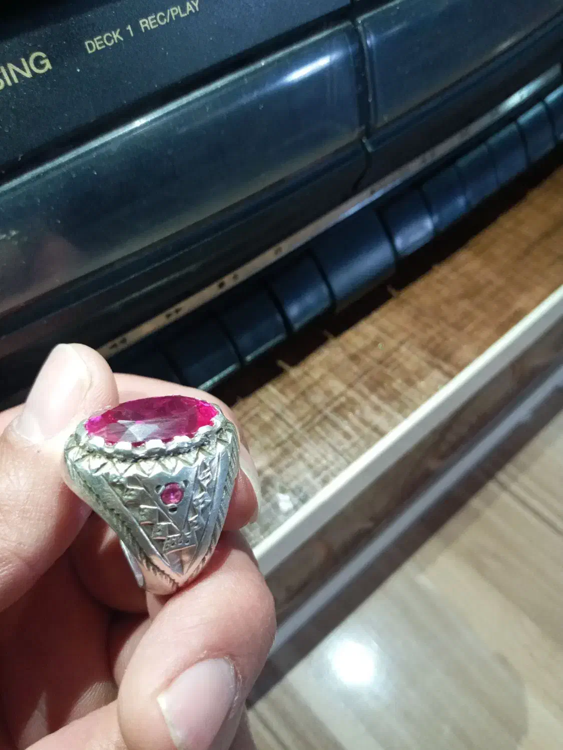 انگشتر یاقوت زیبا|جواهرات|رزن, |دیوار