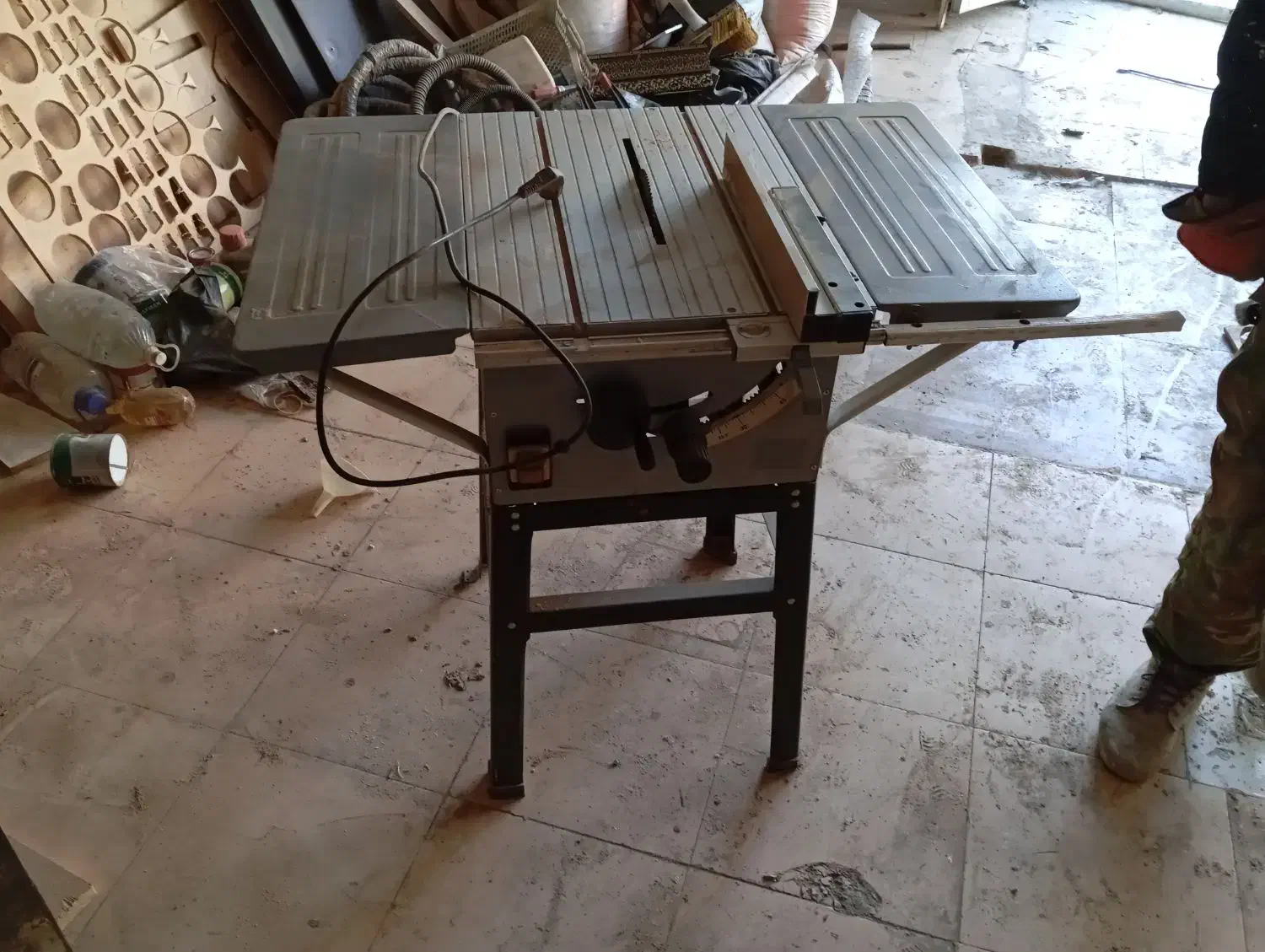 مکنده و اره میزی|ابزارآلات|اردبیل, |دیوار