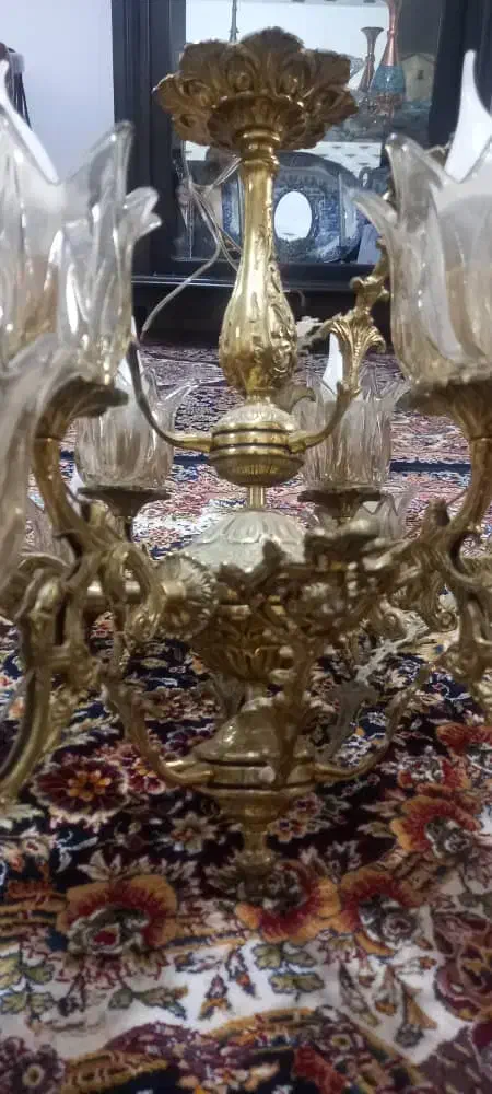 یه دونه لوستر شش شاخه.دوازده شعله|لوستر و چراغ آویز|محمدشهر, همایون ویلا|دیوار