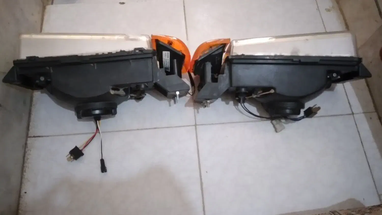 چراغ جلو پیکان|قطعات یدکی و لوازم جانبی|کامیاران, |دیوار