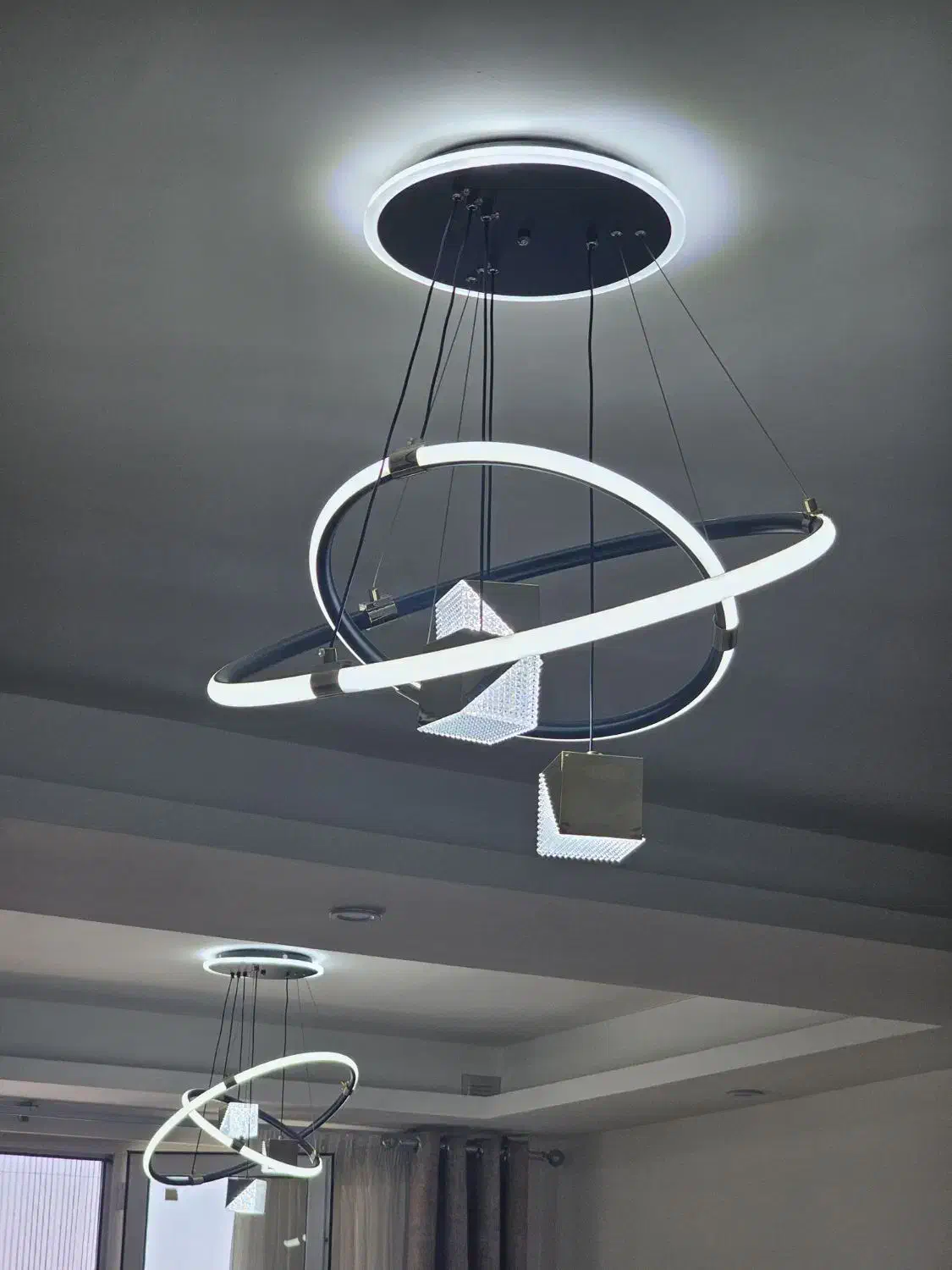 لوستر|لوستر و چراغ آویز|آبیک, |دیوار