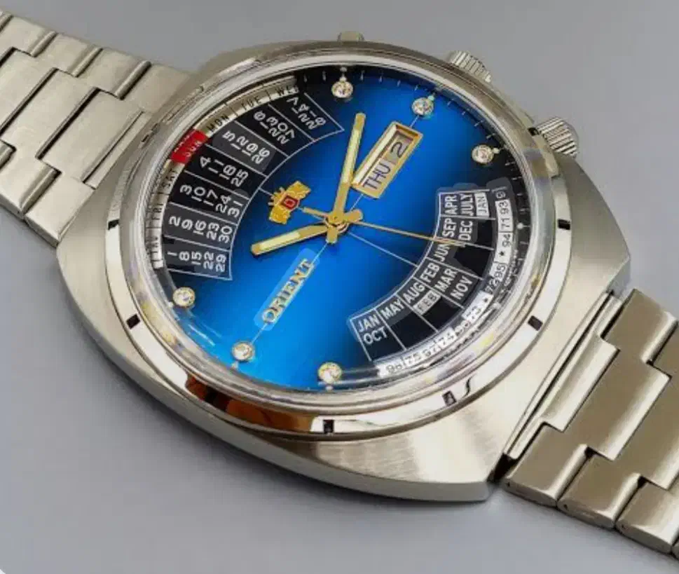 ساعت اورینت جهان نما|ساعت|کرج, شهرک فهمیده|دیوار