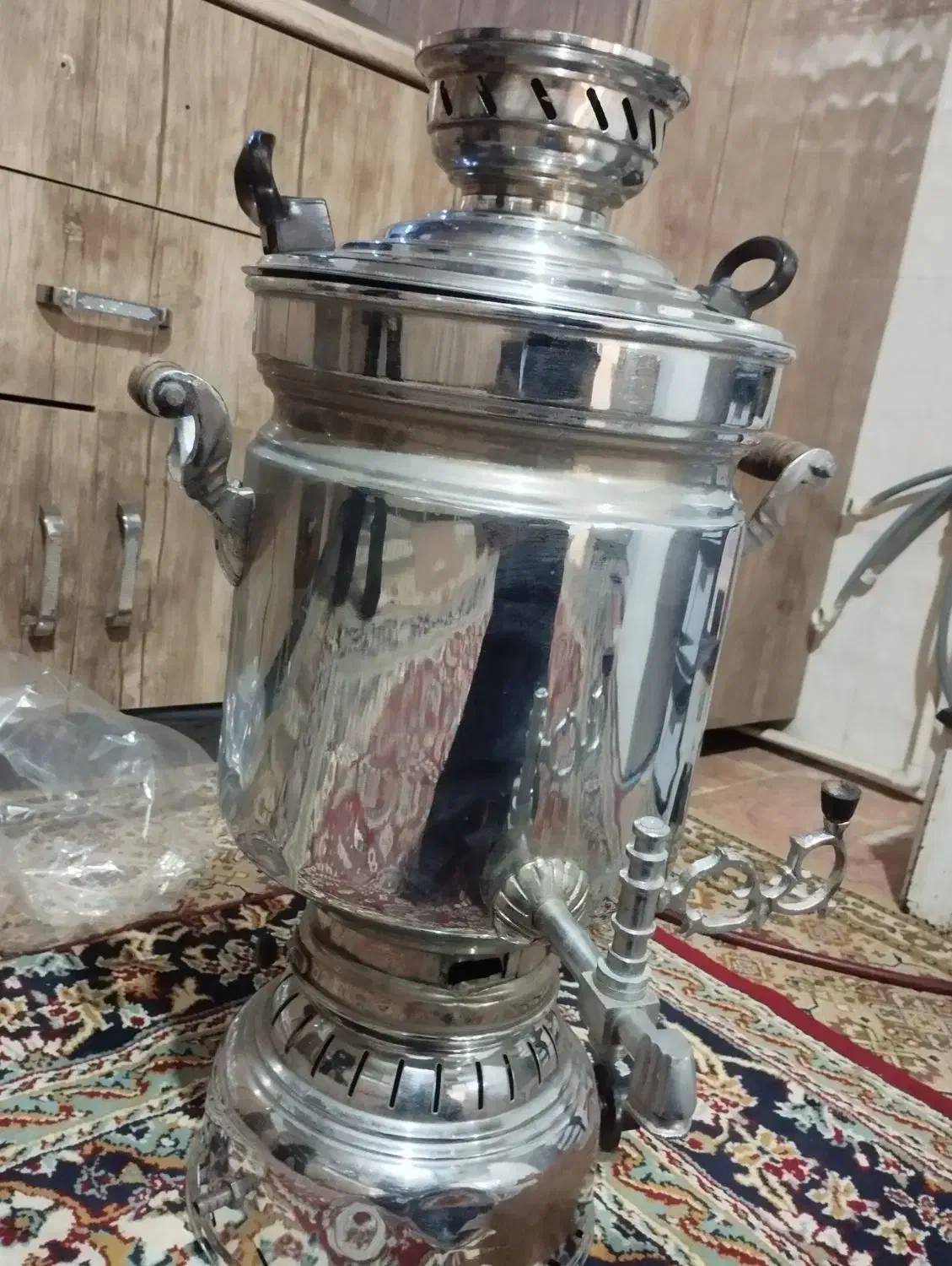 سماور|سماور، چایساز، قهوهساز|مشهد, چهارچشمه|دیوار